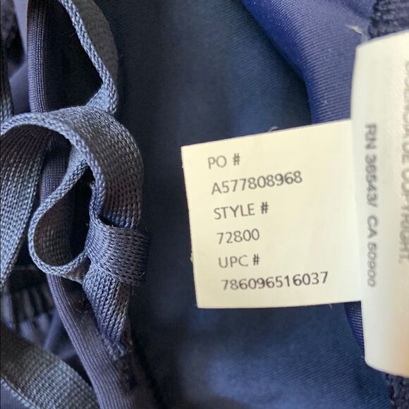 Speedo Competitive Youth ML Navy Swim Briefs Sz 24 - Picture 4 of 6